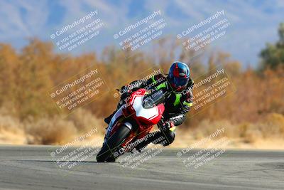 media/Jan-08-2022-SoCal Trackdays (Sat) [[1ec2777125]]/Turn 7 (1035am)/